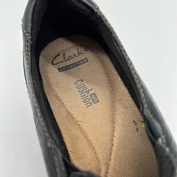 Clarks Black Leather Slip On Loafer Size 8.5 BLO6138F - Picture 6 of 6